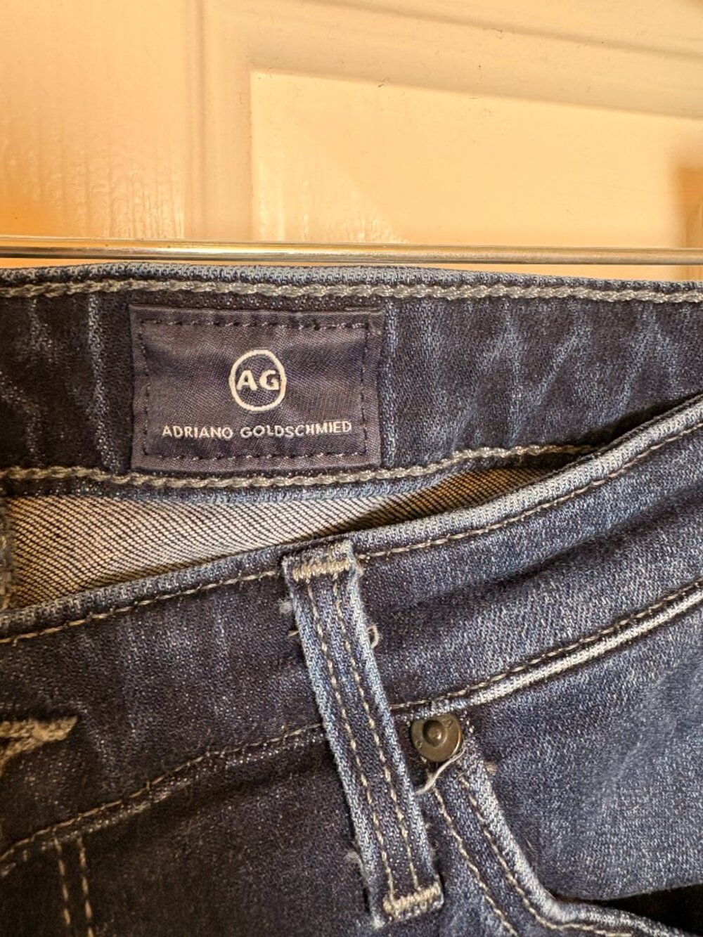 AG Adriano Goldschmied Harper Raw Hem Straight Jeans Medium Wash 28R - Picture 5 of 9
